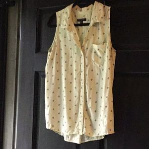 Banana Republic Striking Cut Away Sleeve Top